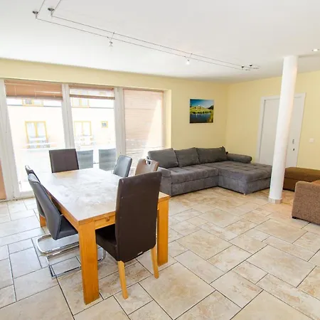 Penthouse In The Heart Of Zell Am